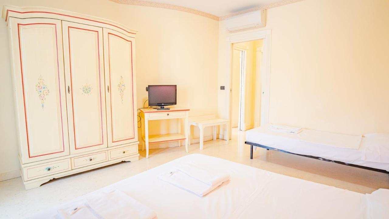 Relais Du Lac Village - Italian Homing Desenzano del Garda Exterior photo