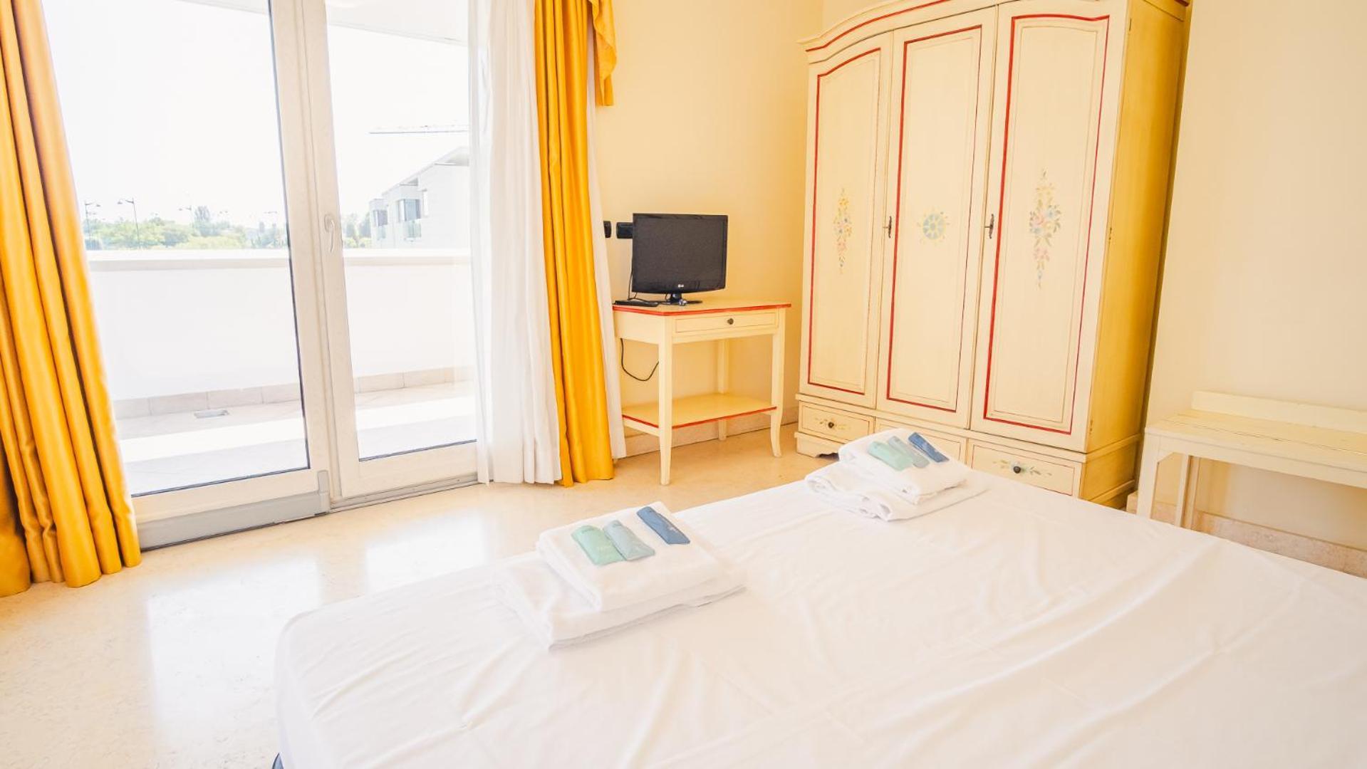 Relais Du Lac Village - Italian Homing Desenzano del Garda Exterior photo
