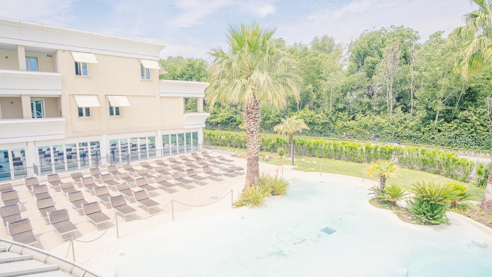 Relais Du Lac Village - Italian Homing Desenzano del Garda Exterior photo
