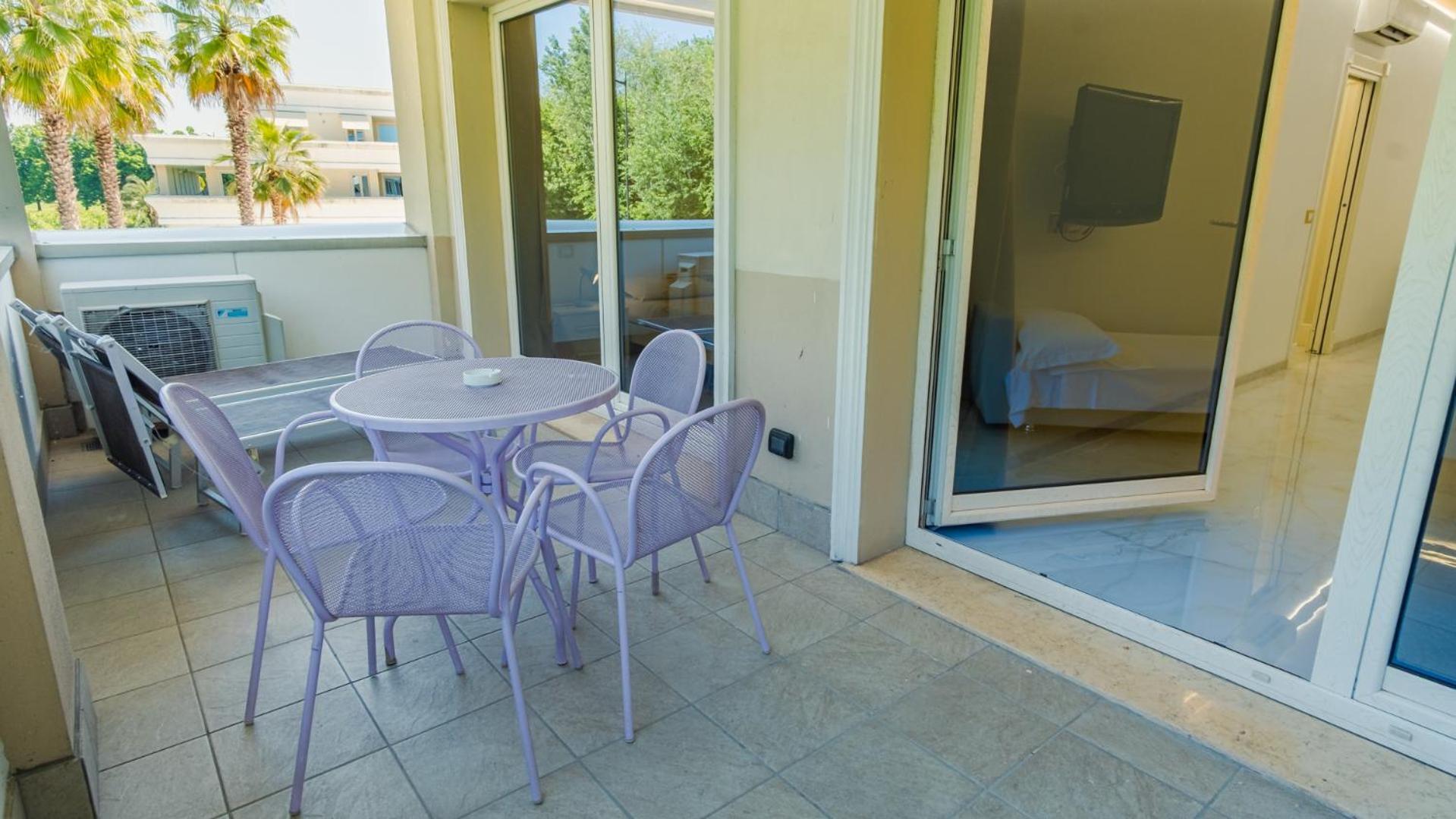 Relais Du Lac Village - Italian Homing Desenzano del Garda Exterior photo
