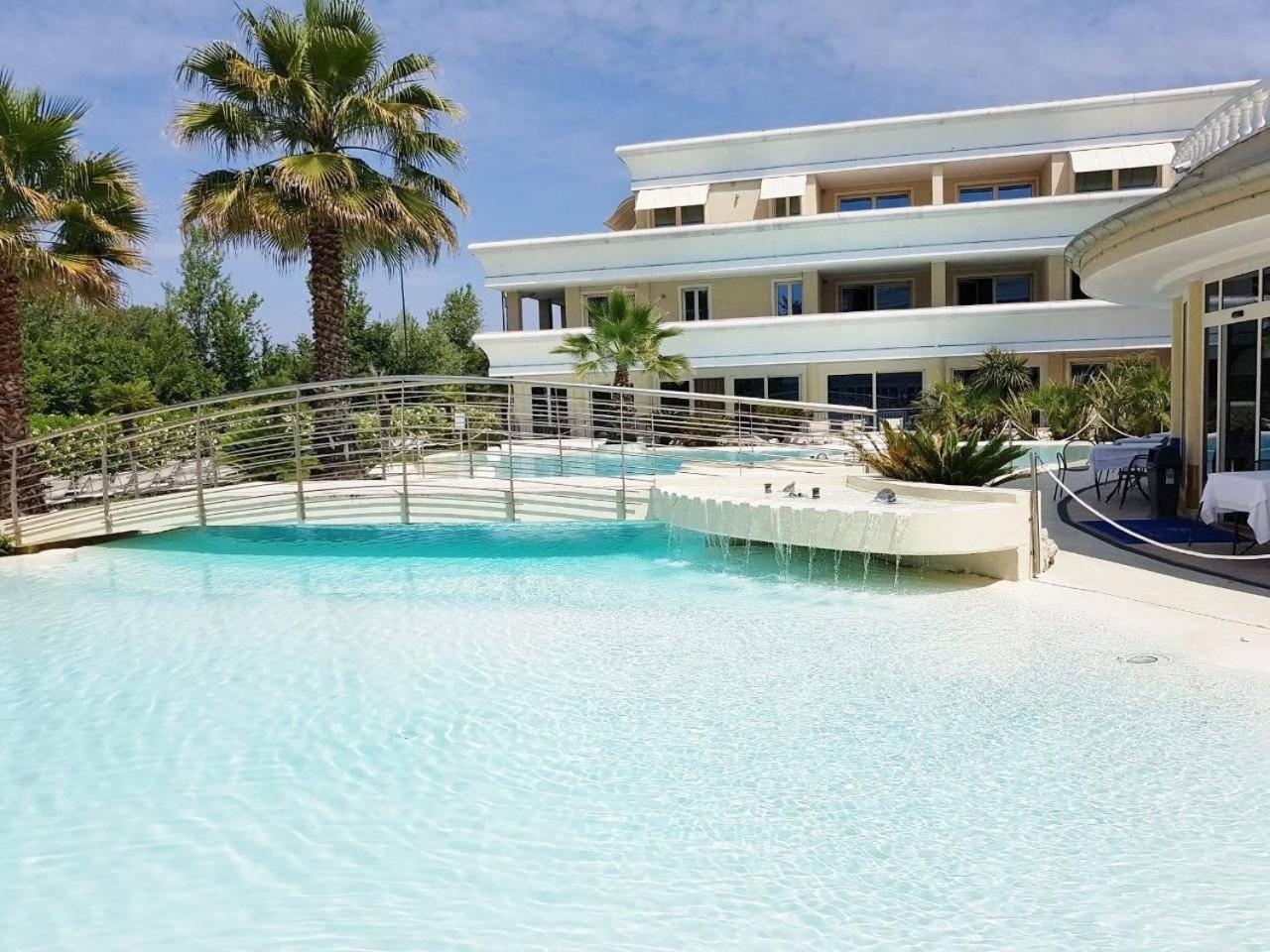Relais Du Lac Village - Italian Homing Desenzano del Garda Exterior photo